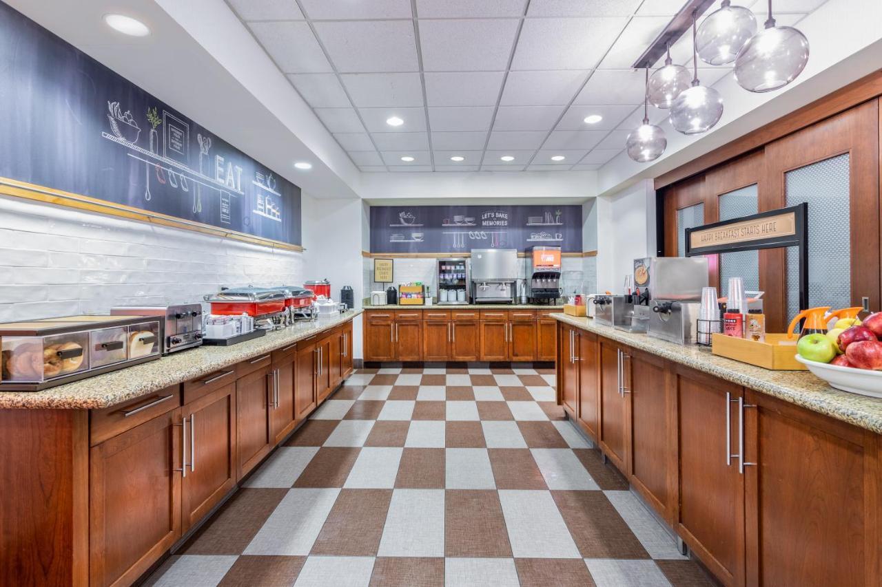 Hotel Hampton & Minneapolis St. Paul Airport - Mall Of America