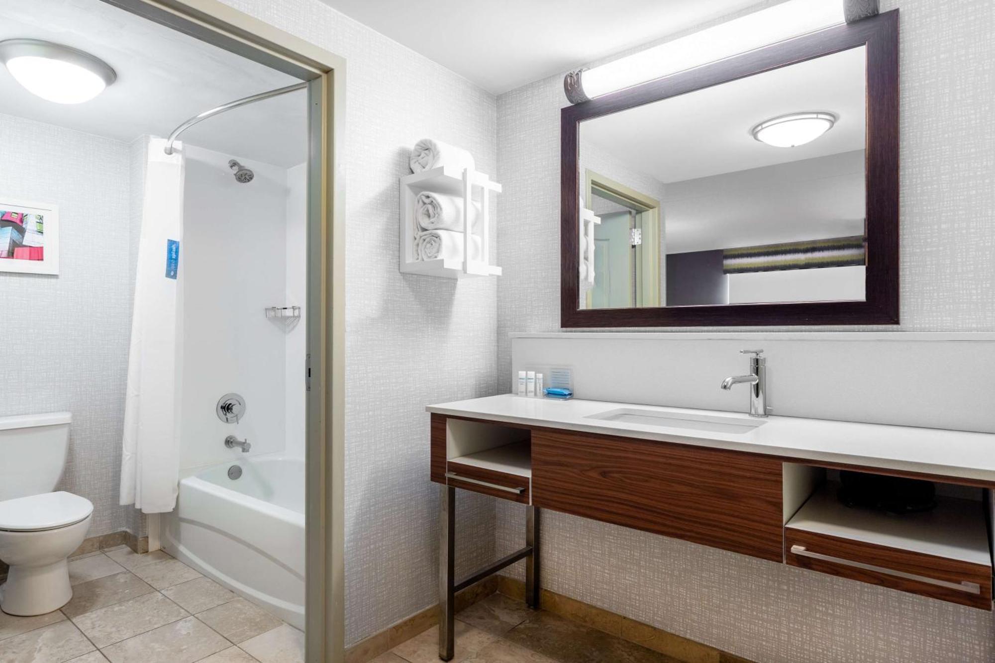 Hotel Hampton & Minneapolis St. Paul Airport - Mall Of America 3*
